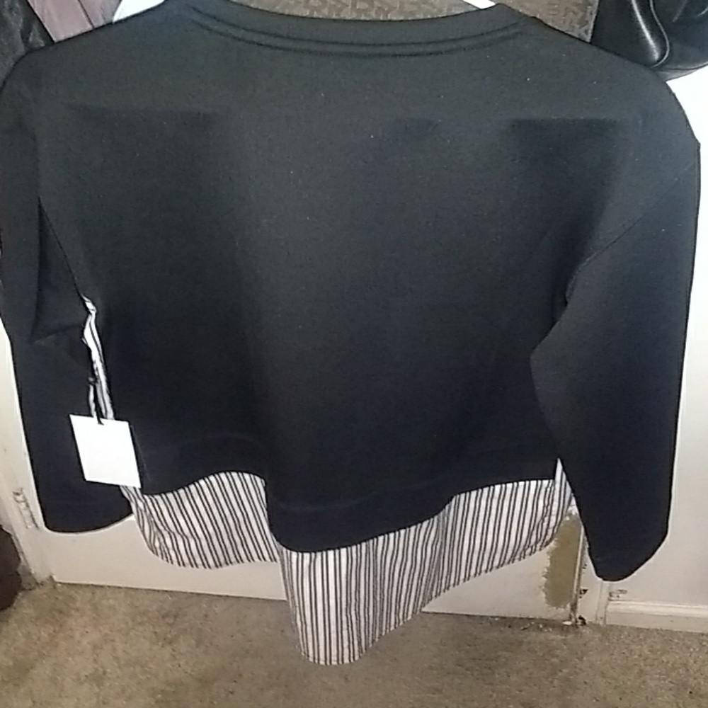 Sweater - Picture 2 of 4